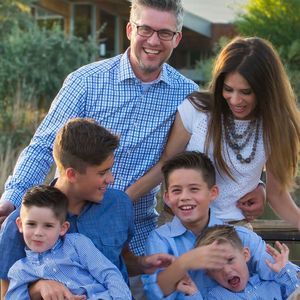 Meet your Posher, Carey